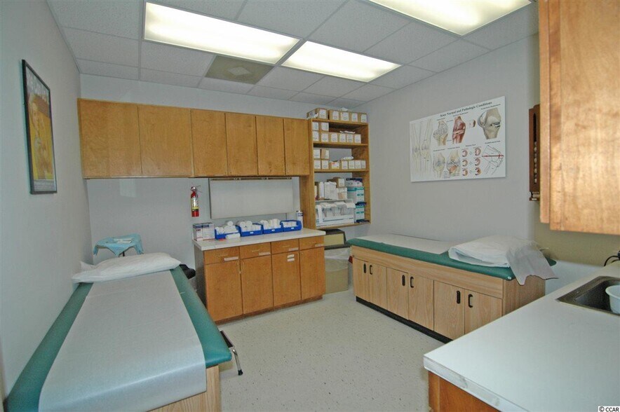 More Photos Of 1001 N Fraser St, Georgetown Medical For Lease