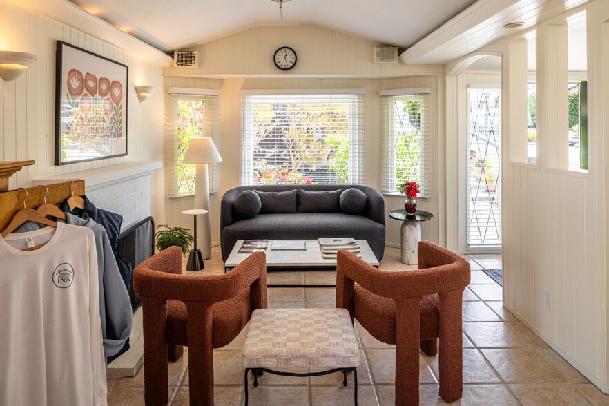 More Photos Of San Carlos St, Carmel By The Sea Hotel For Sale