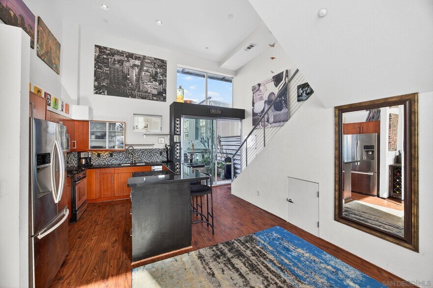 More Photos Of 1712 National Ave, San Diego Flex For Sale
