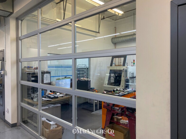More Photos Of 904 S Alta Vista Ave, Monrovia Manufacturing For Lease