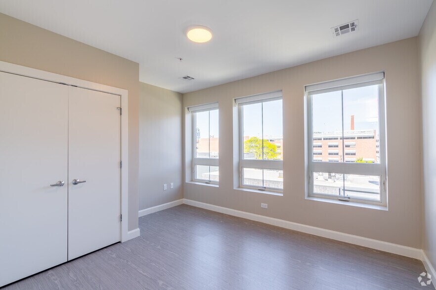 More Photos Of 21 Charles St, Cambridge Apartments For Lease