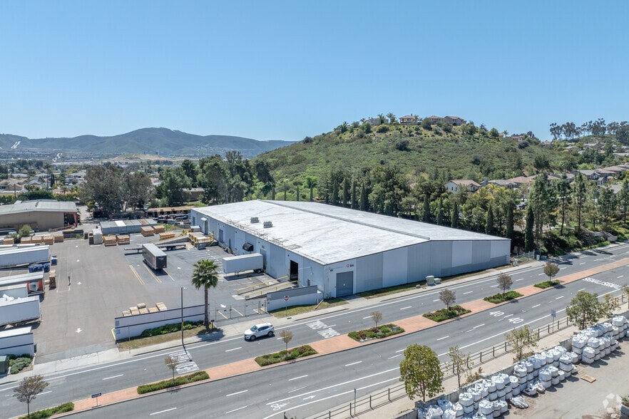 More Photos Of 664 N Twin Oaks Valley Rd, San Marcos Warehouse For Lease