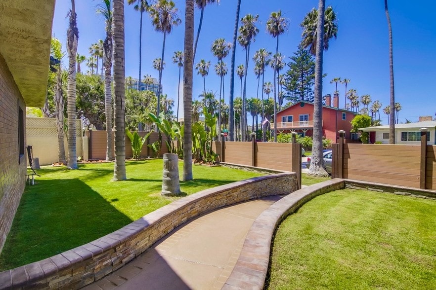 More Photos Of 4111 Bayard St, San Diego Specialty For Sale