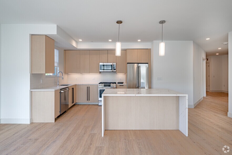 More Photos Of 545 S Livingston Ave, Livingston Apartments For Lease