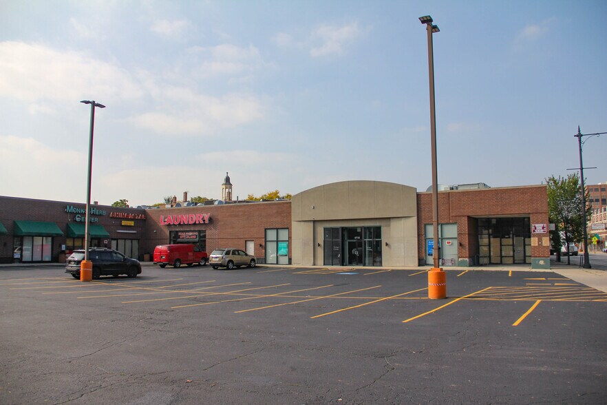 More Photos Of 4708-4720 N Milwaukee Ave, Chicago Unknown For Lease
