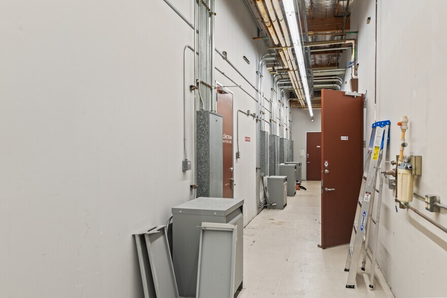 More Photos Of 1252 Quarry Ln, Pleasanton Research And Development For Sale