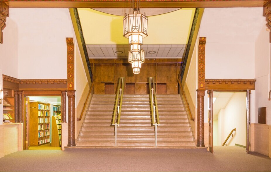 More Photos Of 8701-8735 E Jefferson Ave, Detroit Office Residential For Sale