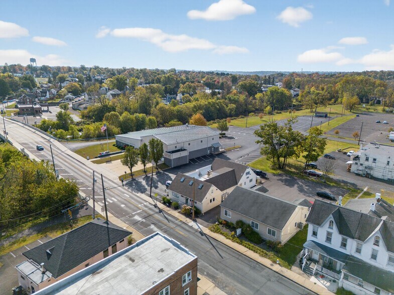 More Photos Of 64 N Main St, Sellersville Freestanding For Sale