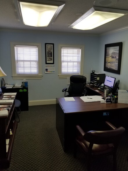More Photos Of 1112 E Ash St, Goldsboro Office For Sale