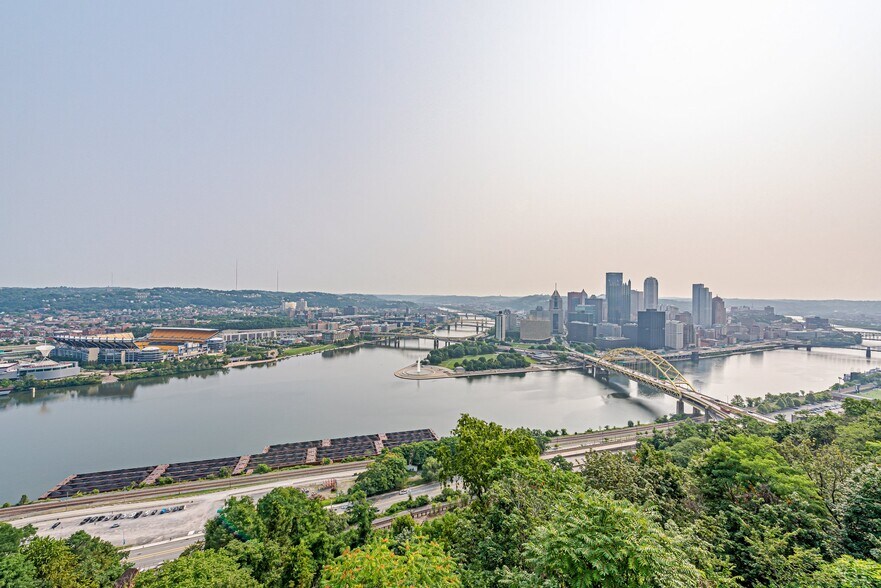 More Photos Of 1212 Grandview Ave, Pittsburgh Restaurant For Sale