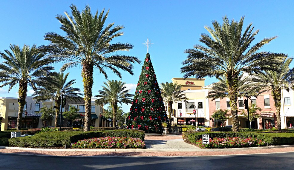 More Photos Of 1479 Town Center Dr, Lakeland Unknown For Lease
