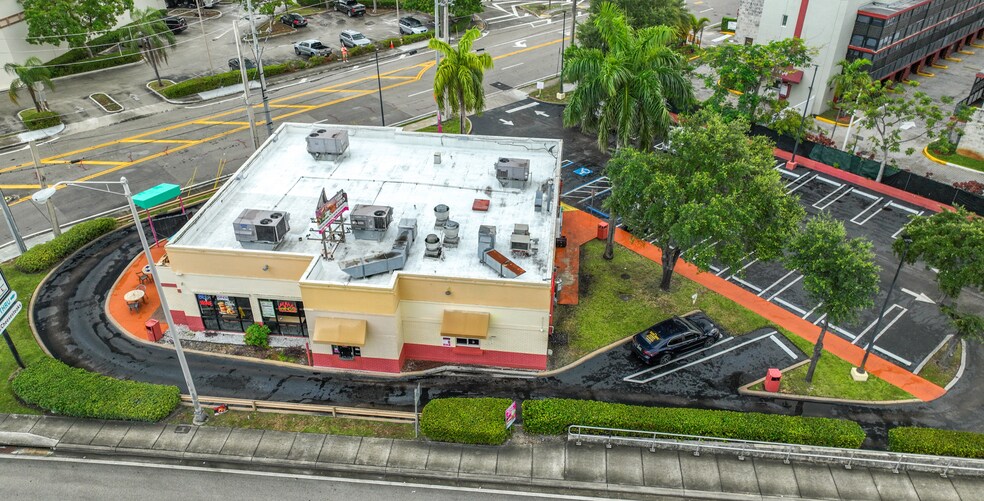 More Photos Of 3700 Le Jeune Rd, Miami Fast Food For Lease