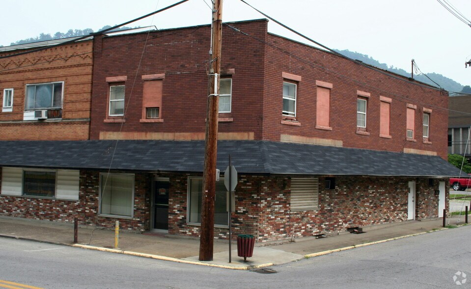 More Photos Of 200 3rd Ave, Montgomery Storefront Retail Residential For Sale