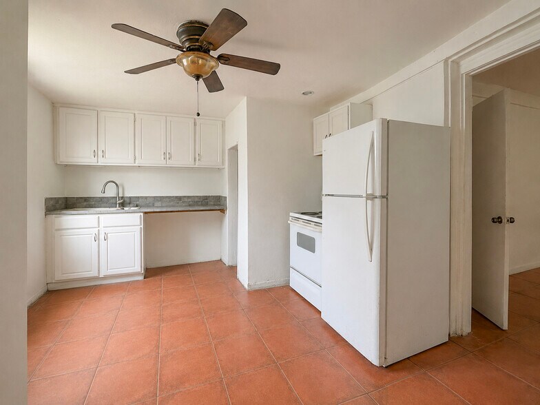 More Photos Of 6142 SW 40th Ct, Miramar Apartments For Sale