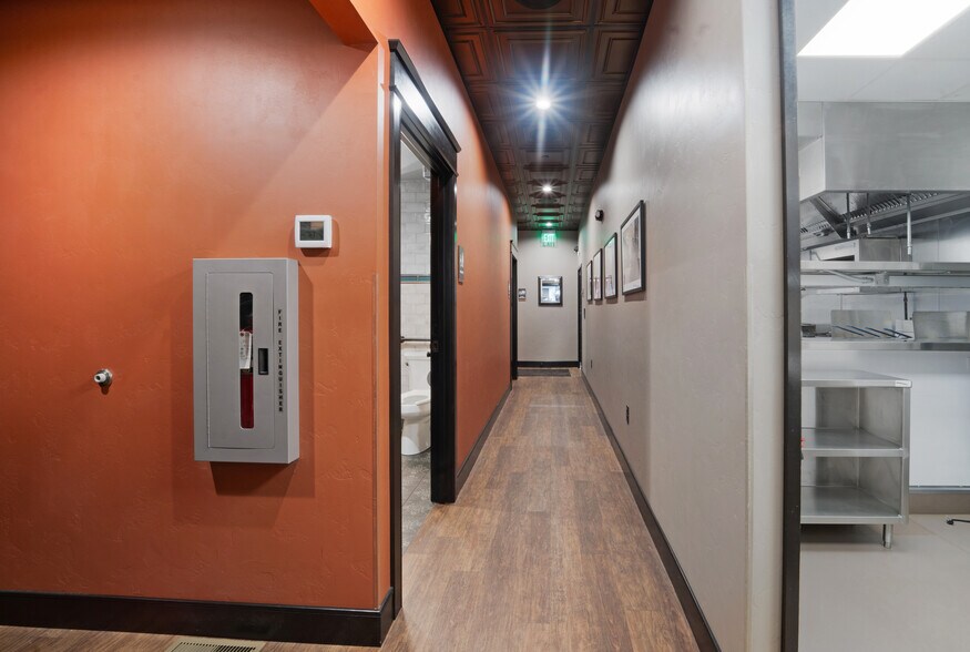More Photos Of 30 N Main St, Fond Du Lac Restaurant For Sale