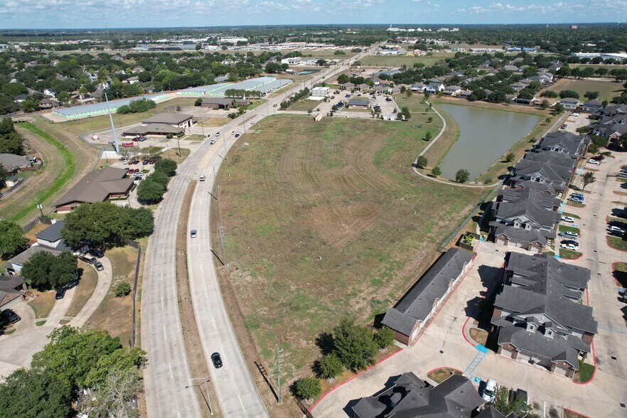 More Photos Of 5222-5226 Reading Way, Rosenberg Medical For Sale