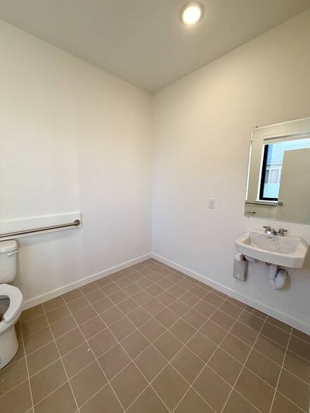 More Photos Of 80 Broadway, Arlington Apartments For Lease