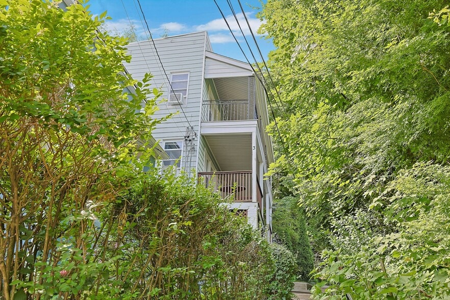 More Photos Of 3 Linden Pl, Tarrytown Apartments For Sale