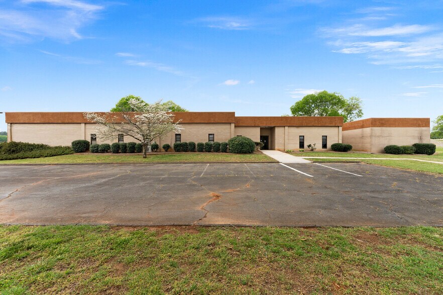 More Photos Of 112 Old Mill Rd, Cartersville Research And Development For Sale