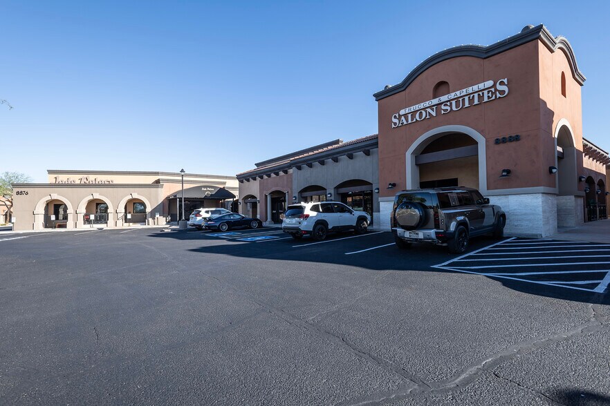 More Photos Of 8900 E Pinnacle Peak Rd, Scottsdale Unknown For Lease