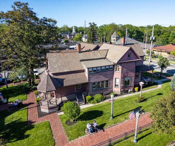 More Photos Of 8112 Columbia Rd, Olmsted Falls General Retail For Sale