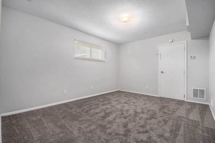 More Photos Of 4422 S 25th St, Omaha Apartments For Sale