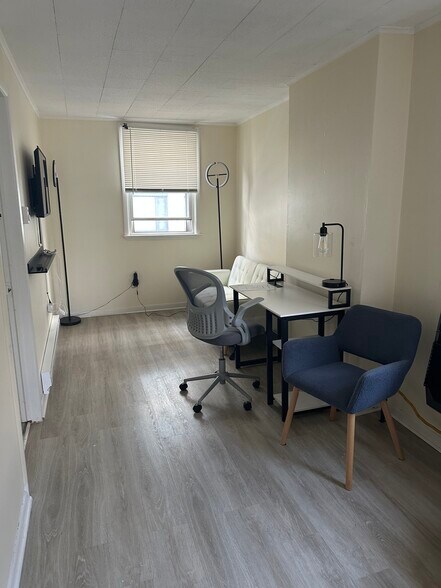 More Photos Of 55 Halsey St, Newark Storefront Retail Residential For Sale