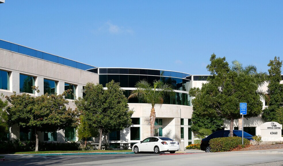 More Photos Of 43460 Ridge Park Dr, Temecula Office For Lease