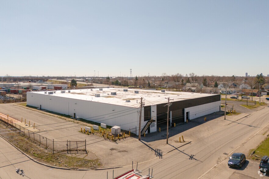 More Photos Of 1885 Harlem Rd, Buffalo Warehouse For Sale