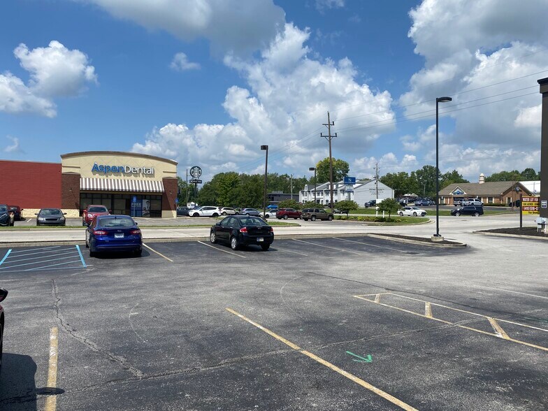 4015 E Southport Rd, Indianapolis, IN 46237 Retail For Lease