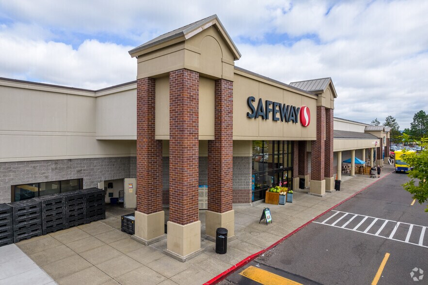 More Photos Of 2021 NW 185th Ave, Hillsboro General Retail For Lease