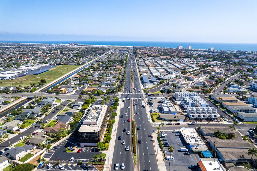 More Photos Of 20422 Beach Blvd, Huntington Beach Office For Sale