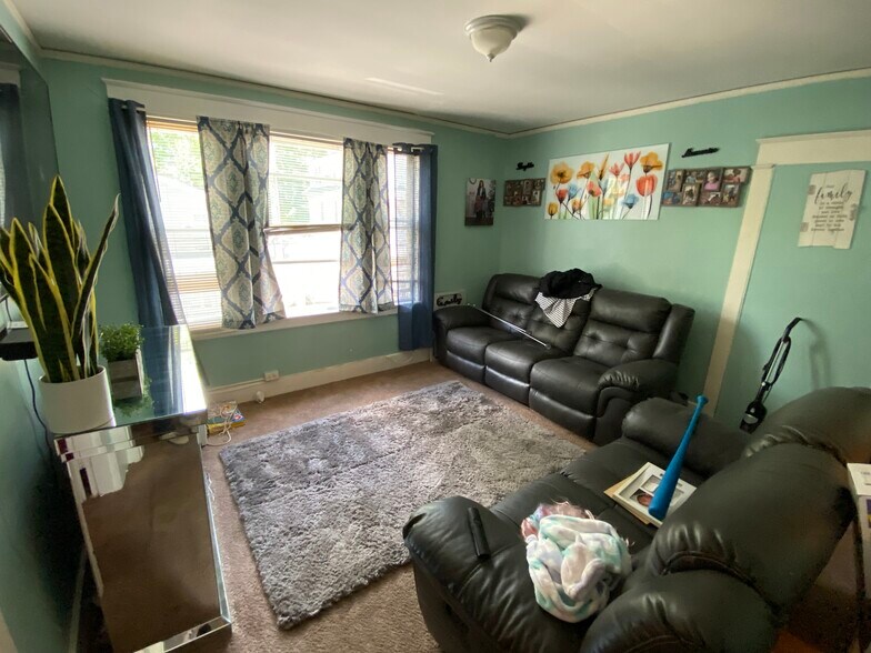 More Photos Of 78 Hawkins St, Derby Apartments For Lease