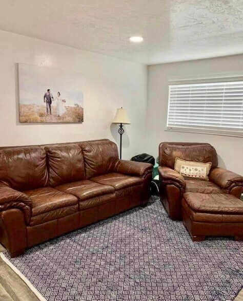 More Photos Of 331 400 E, Logan Apartments For Sale