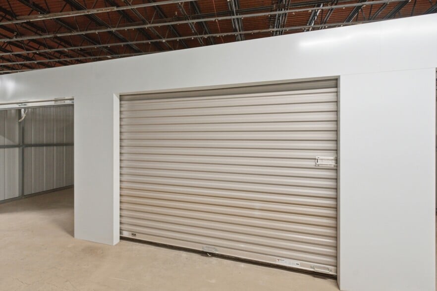 More Photos Of 7708 1st Ave N, Birmingham Self Storage For Sale