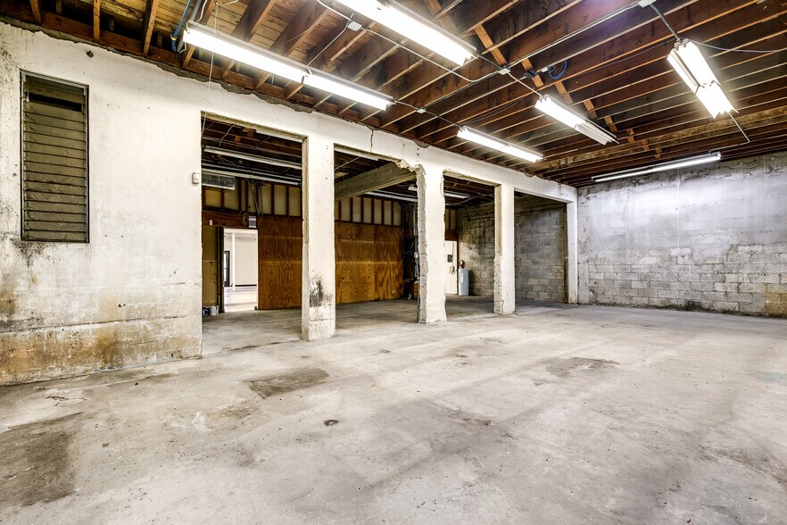More Photos Of 811 S 21st Ave, Hollywood Freestanding For Lease