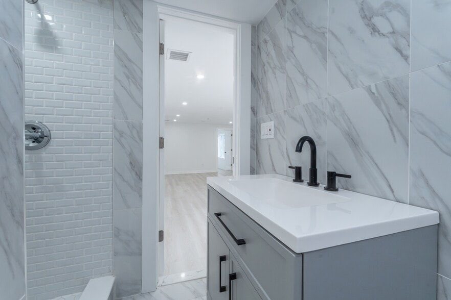 More Photos Of 2096 Ulster Ave, Lake Katrine Multifamily For Sale