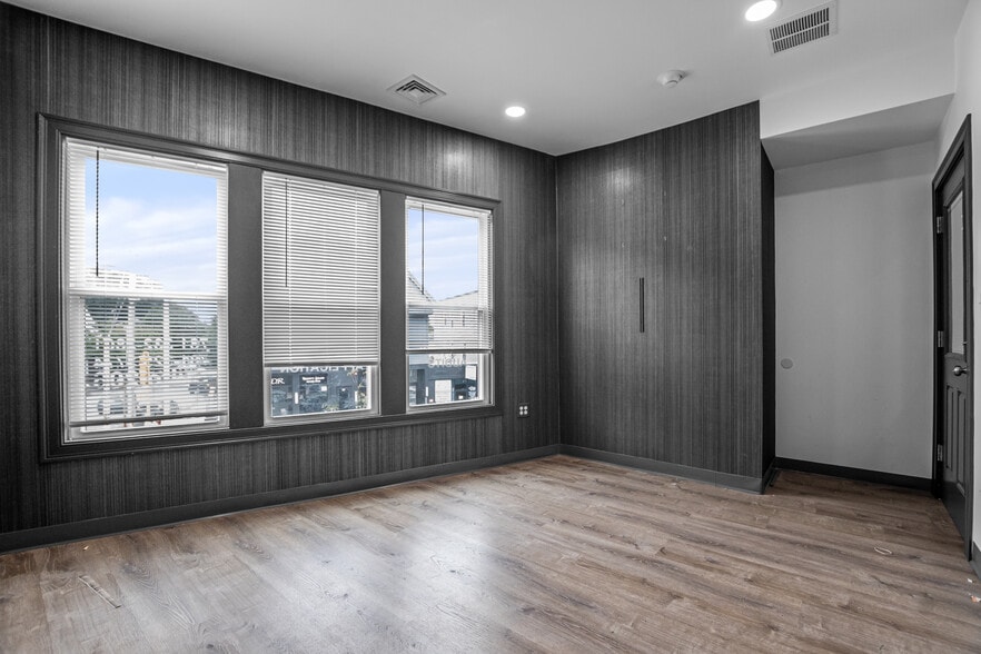 More Photos Of 5 Cross St, Malden Storefront Retail Office For Lease