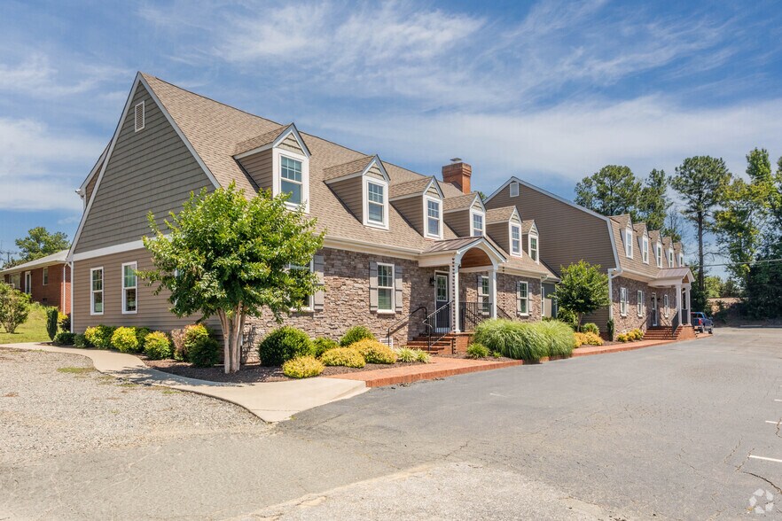 Primary Photo Of 9205-9207 Atlee Branch Ln, Mechanicsville Office For Lease