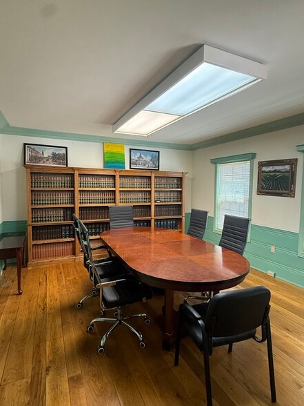 More Photos Of 140 Central Ave, Salinas Office For Sale
