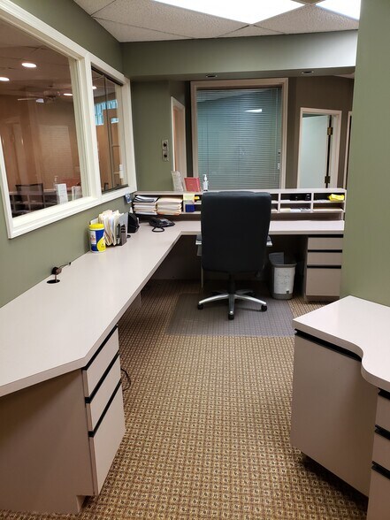 More Photos Of 180 White Rd, Little Silver Medical For Lease