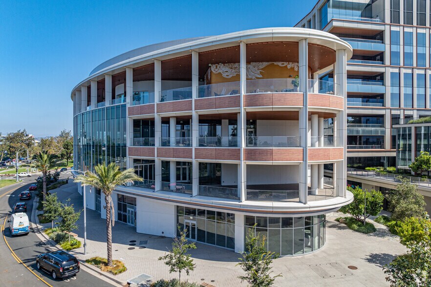 More Photos Of 975 Waterfront Pl, San Diego Office For Lease