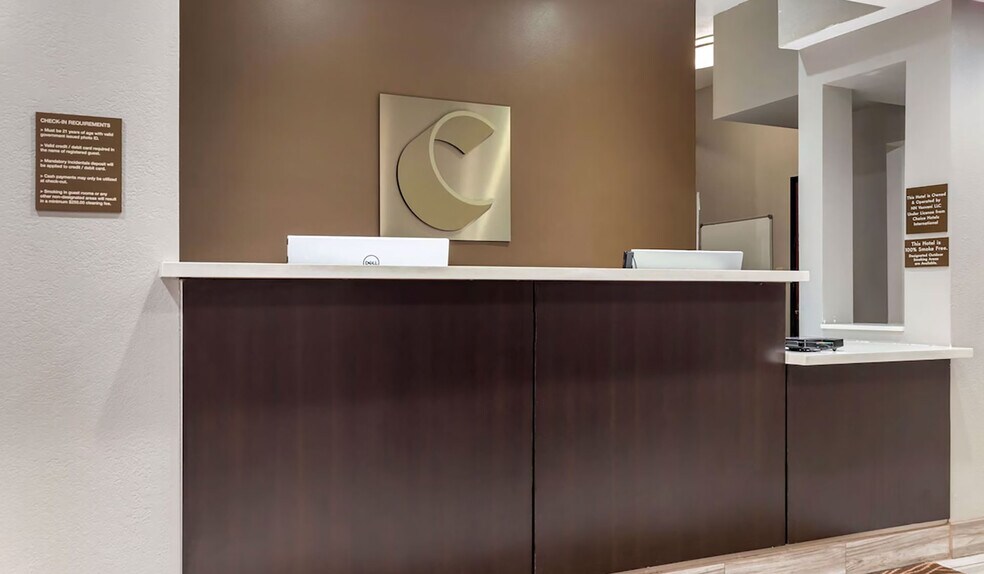 More Photos Of 6039 W Interstate 10, San Antonio Hotel For Sale