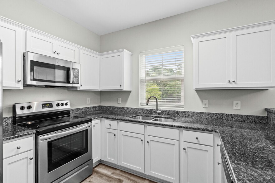 More Photos Of 340 Kiskadee Loop, Conway Multifamily For Sale