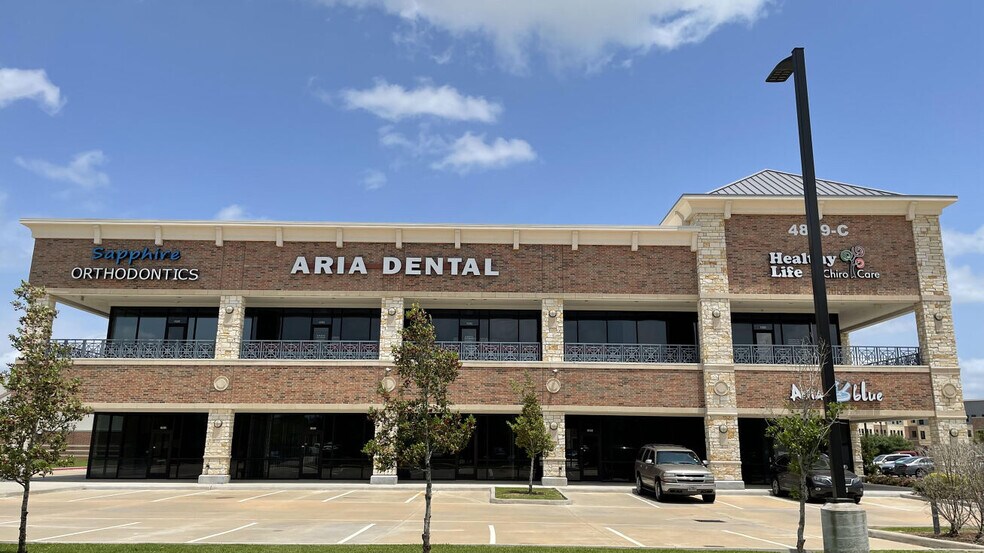 Primary Photo Of 4899 Highway 6, Missouri City Restaurant For Lease