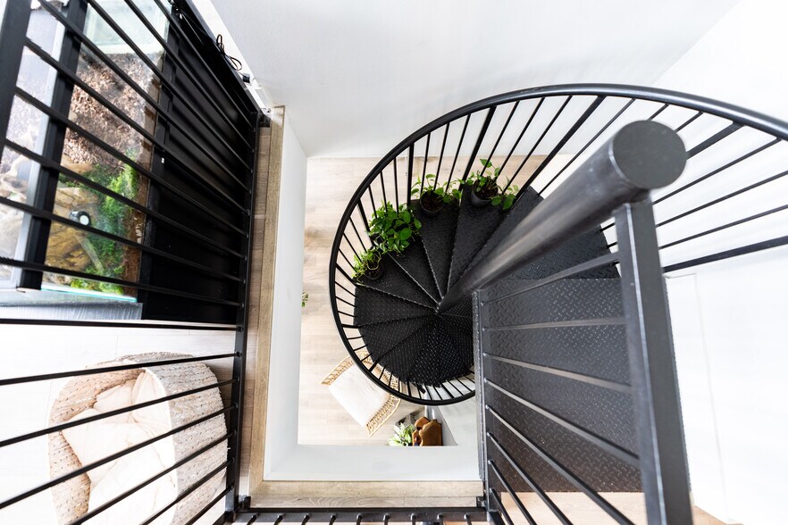 More Photos Of 2213 Poquito St, Austin Apartments For Lease