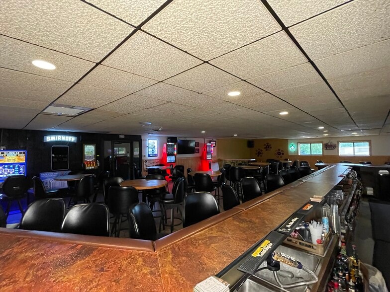 More Photos Of 8085 Highway 51, Minocqua Sports And Entertainment For Sale
