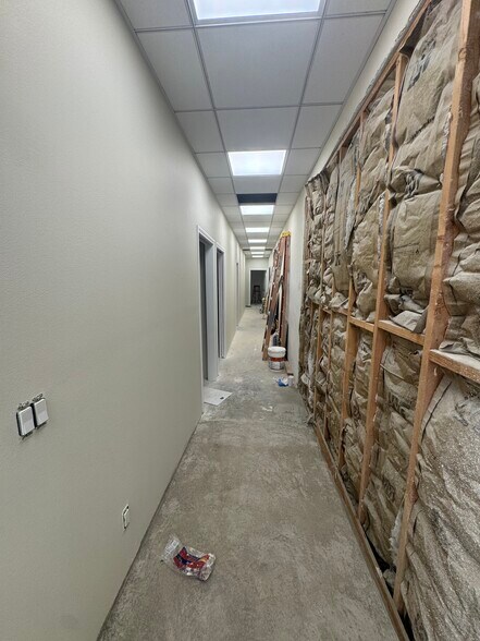 More Photos Of 1816 Pacific Coast Hwy, Lomita Office For Sale