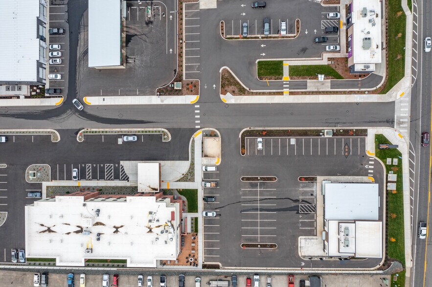 More Photos Of 8151 Guide Meridian Rd, Lynden Restaurant For Lease