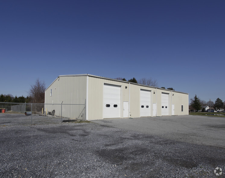 Primary Photo Of 60 Cochran Dr, Camden Warehouse For Lease